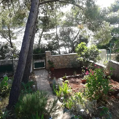 Seaside House Maslinica, Solta - 23755 Grohote